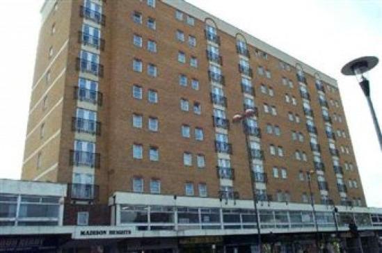 Private Double Bedroom In Hounslow Near Heathrow London Bagian luar foto